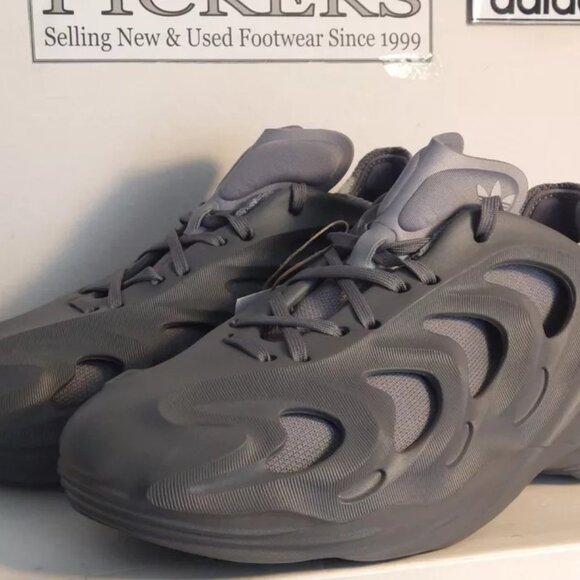 Adidas adiFOM Q - HP6585 - Grey Four / Grey Three - Men's Size: 9 or 9.5 - NEW ! - Picture 3 of 11